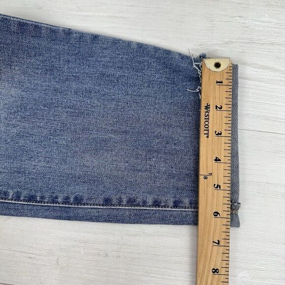 Judy Blue Jeans Women 15 / 32 Mid Rise Relaxed Fit Blue Medium Wash Tapered NWT - Picture 14 of 16